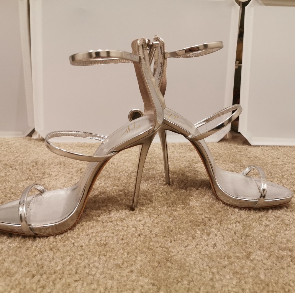 Giuseppe zanotti sexy high heels strap sandals